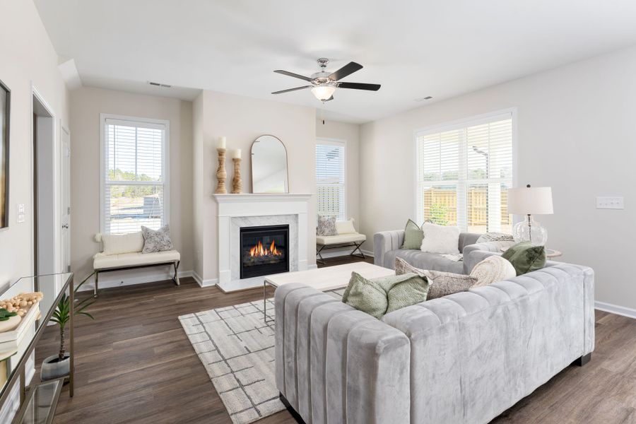 Furnished interior in a model home at Patriot’s Watch in Currie (Image 5).