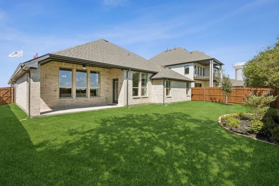 Exterior details of a home in Timberbrook, Justin (Image 6).