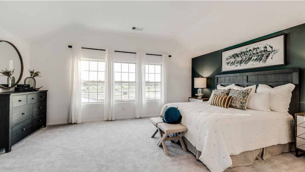 Furnished interior in a model home at Riverwood Ranch: Colonial & Cottage Collections in Angleton (Image 11).