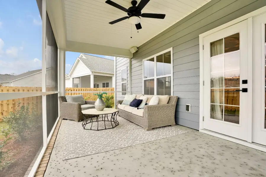 Image 19 of the Carolina Creek community in Hampstead, NC.