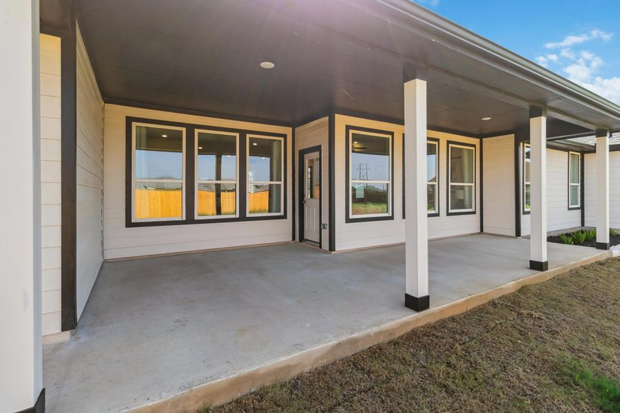 1651 Vista View - Madison - Bonita Vista Model - Covered Patio 1651 Vista View - Madison - Bonita Vista Model - Covered Patio