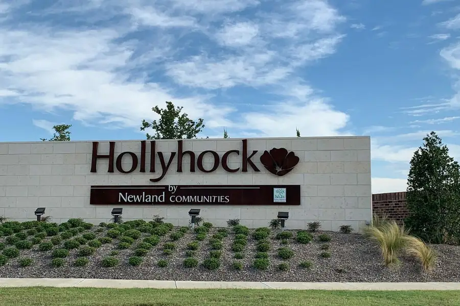 Image 17 of the Hollyhock community in Frisco, TX.