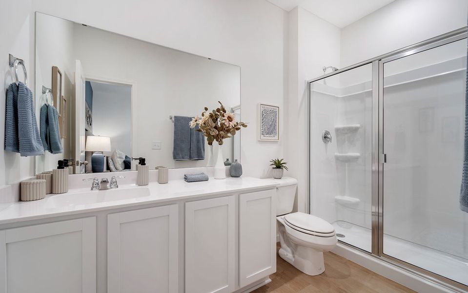 Furnished interior in a model home at Stonehenge in Manchester (Image 17).