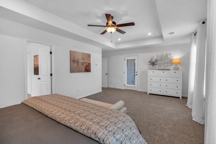 Furnished interior in a model home at The Overlook at Factory Shoals in Mableton (Image 30).