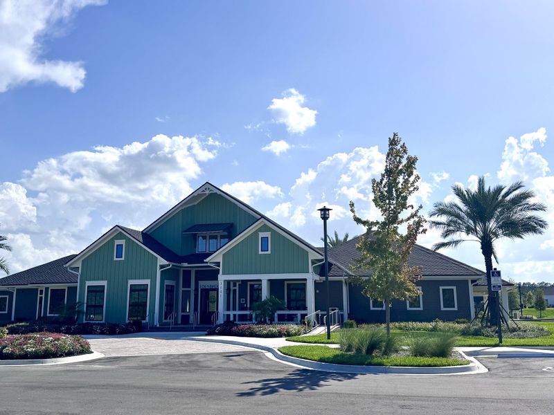 A charming community center with manicured landscaping in Edenbrooke at Hyland Trail by Lennar (Green Cove Springs, FL).