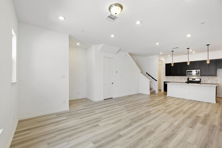 Image 47 of the Legends Crossing - Bungalows community in Irving, TX.