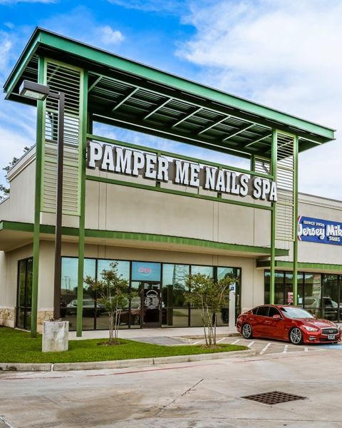 Image 9 of the Wildwood at Northpointe: Classic and Wentworth Collection community in Austin, TX.