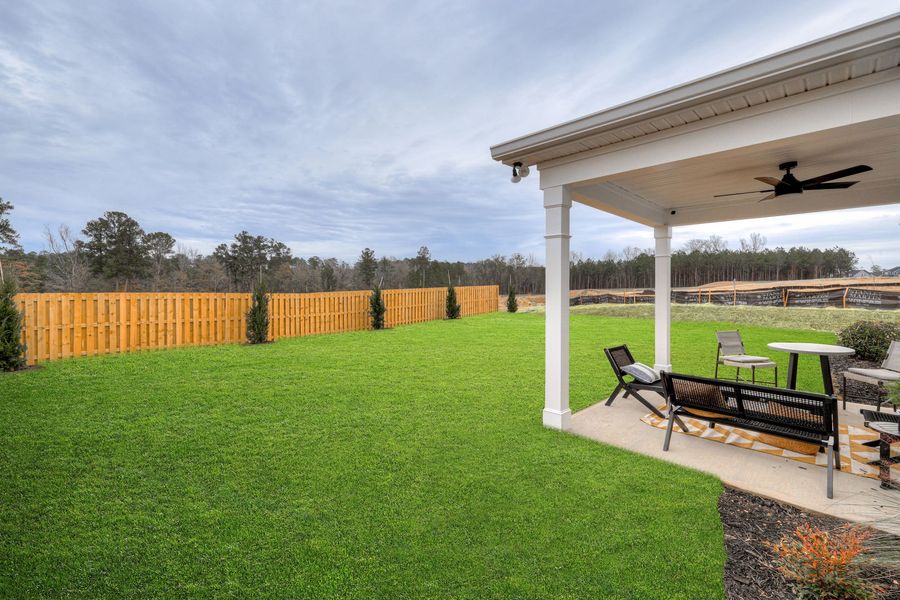 Enjoy Spacious Backyards at Greenpoint Enjoy Spacious Backyards at Greenpoint