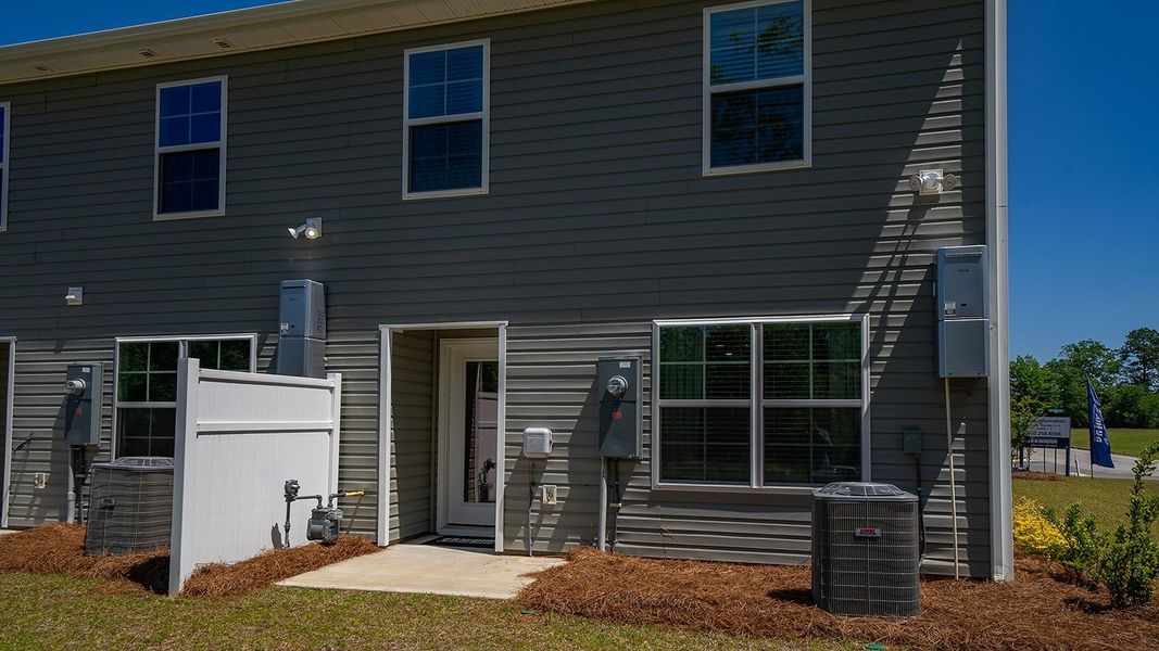 Exterior details of a home in Hunter's Branch Townhomes, Hopkins (Image 4).