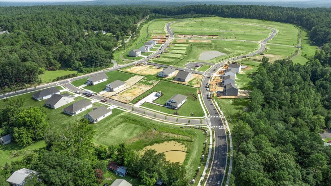 Aerial view of the Collinswood community in Aberdeen, NC, showing layout and nearby surroundings (Image 1). Aerial view of the Collinswood community in Aberdeen, NC, showing layout and nearby surroundings (Image 1).
