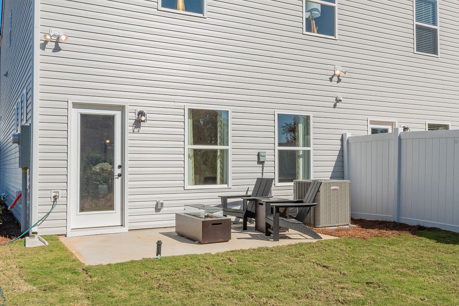 Exterior details of a home in Dawson Landing, Charlotte (Image 9).