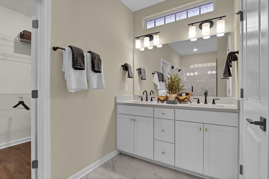 Edgewood | Primary Bathroom