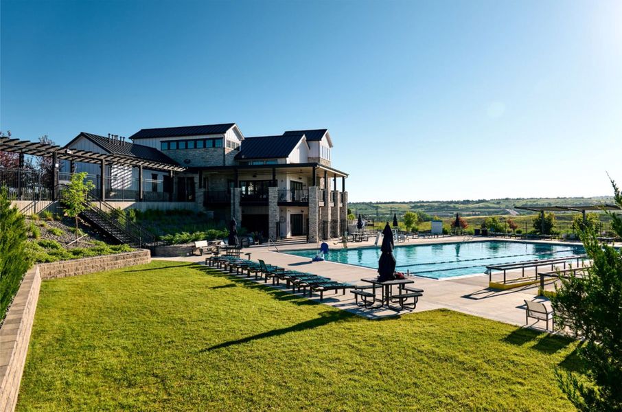Community amenity available to residents of Sterling Ranch Ridge Collection in Littleton (Image 4).