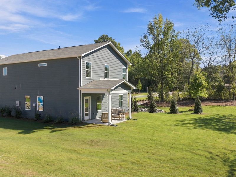 Exterior details of a home in Greene Farm, Cartersville (Image 3).