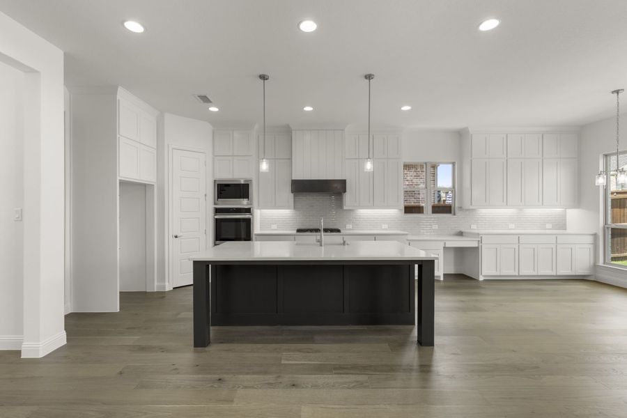 Furnished interior in a model home at Gideon Grove Phase 2 in Rockwall (Image 6).