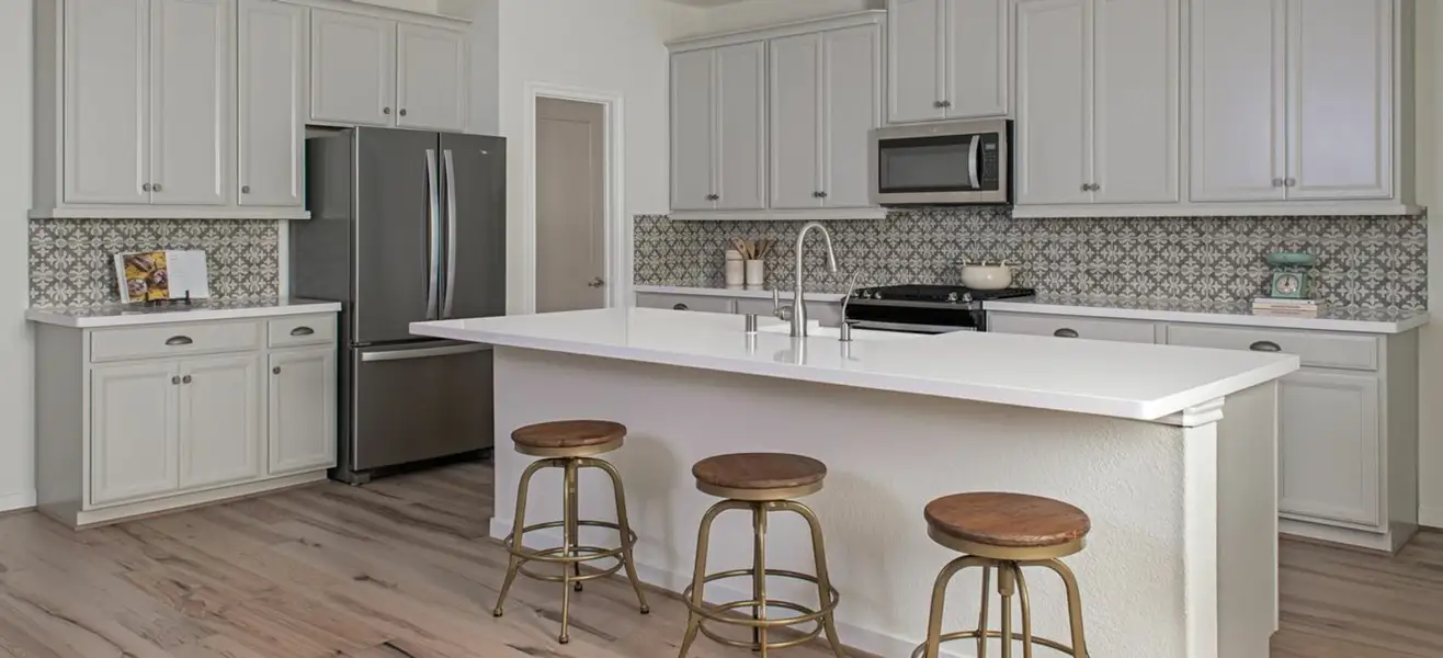 Image 4 of the Creekside Ranch community in Richmond, TX.