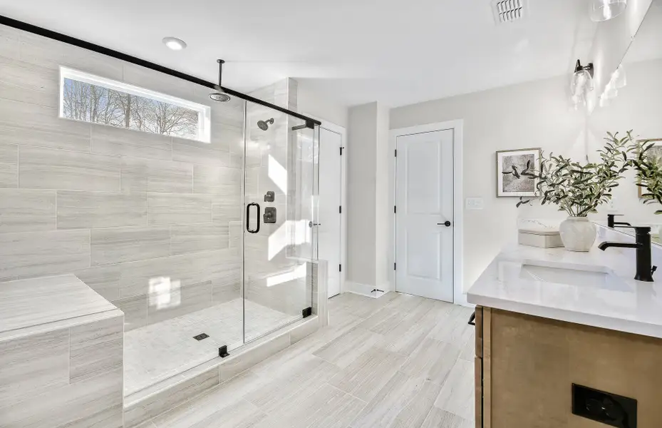 Spa-Inspired Owner's Bathroom