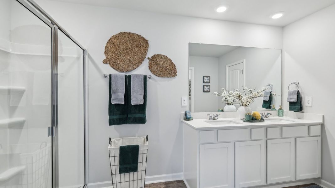 Furnished interior in a model home at Paddington Place in Baxter (Image 37).