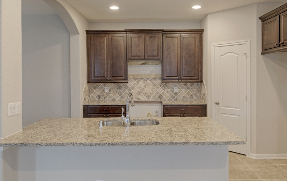 Image 13 of the Hunters Creek Estates community in Baytown, TX.