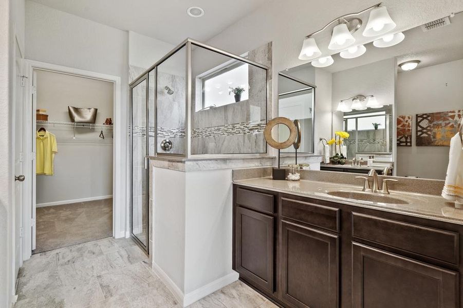 Summerhill Model Home Primary Bathroom