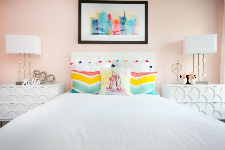 Furnished interior in a model home at Cloverleaf in Austin (Image 54).