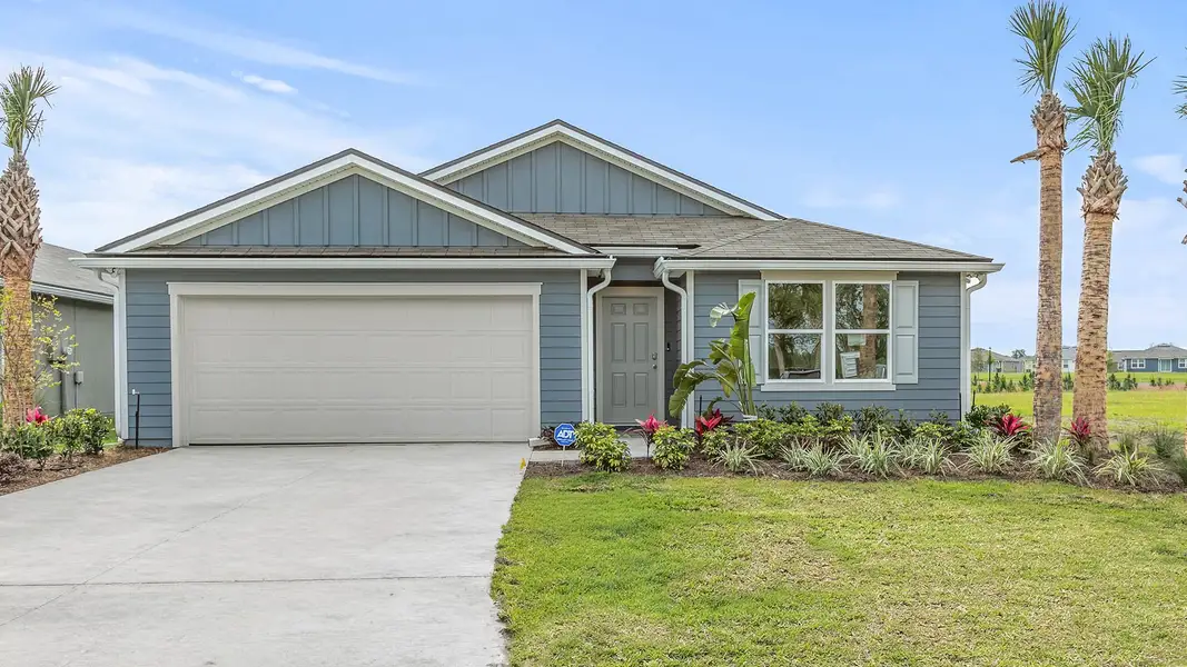 Front exterior of a home in the Copes Landing community, located in Jacksonville, FL (Image 3).