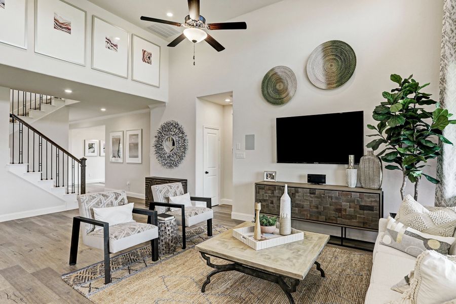 Image 23 of the Del Bello Lakes 50 Series community in Manvel, TX.