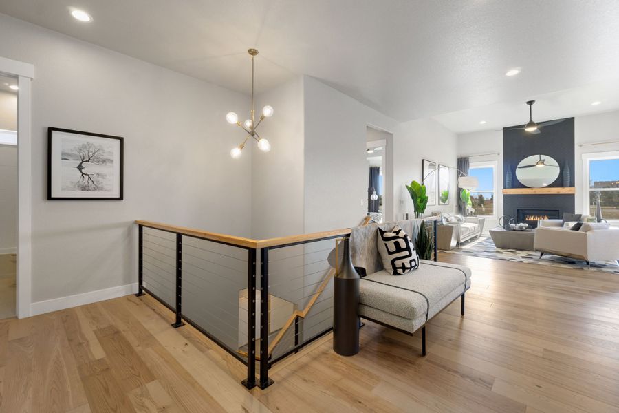 The Aurora Highlands,80019