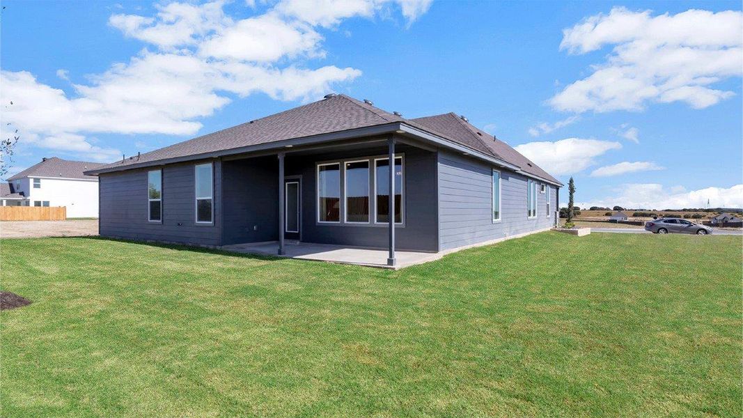 Exterior details of a home in Turnbo Ranch, Killeen (Image 3).