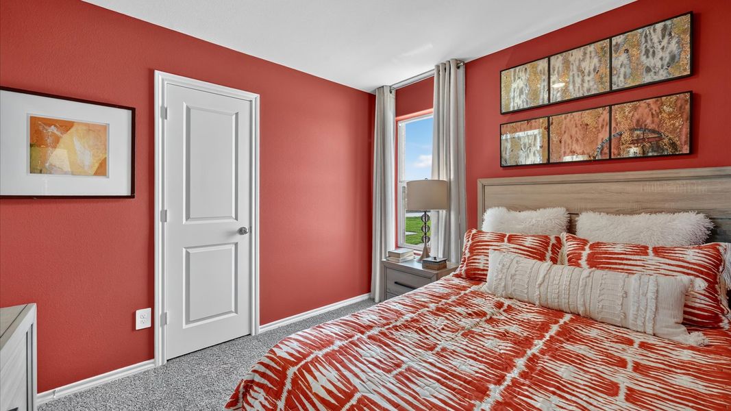 Furnished interior in a model home at The Hills at Reunion in Newark (Image 53).