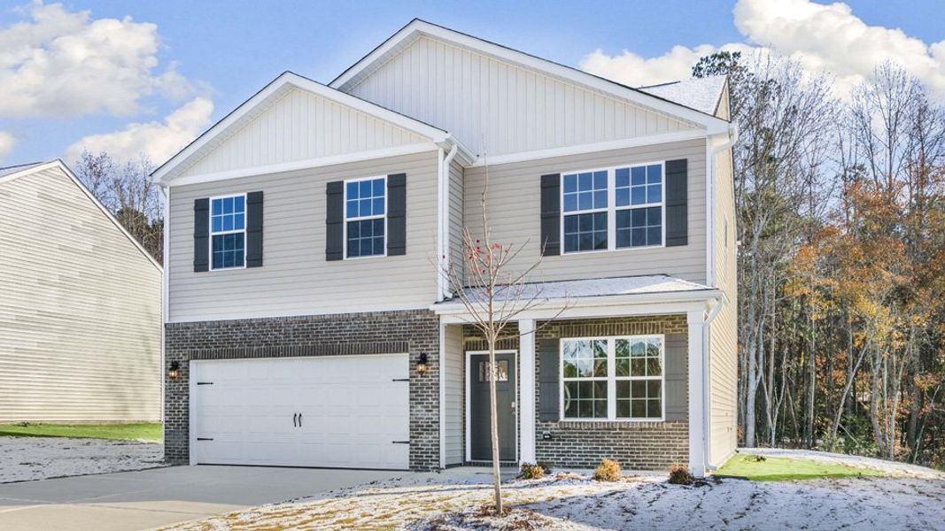 Front exterior of a home in the Southbury community, located in Carthage, NC (Image 16).