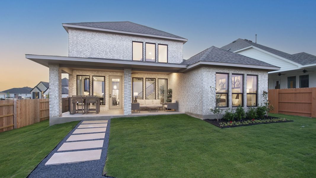Exterior details of a home in Lariat 50', Liberty Hill (Image 4).