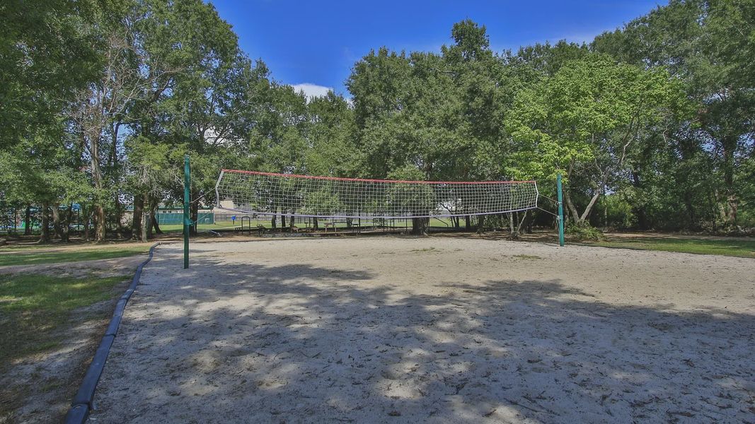 Natural surroundings and green spaces near Ellis Cove in Seabrook, TX (Image 27). Natural surroundings and green spaces near Ellis Cove in Seabrook, TX (Image 27).