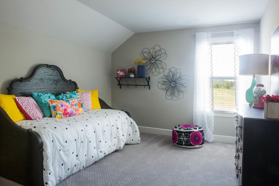 Furnished interior in a model home at White Oak in Arlington (Image 17).