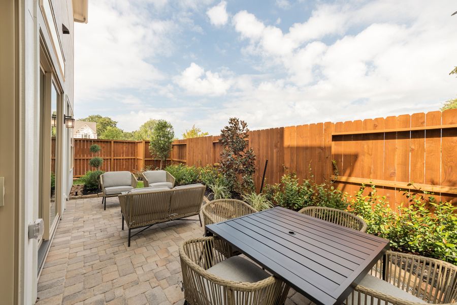 Image 12 of the Retreat at Westview Terrace community in Houston, TX.