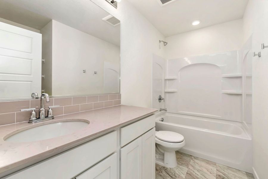 Weston-Model-Bathroom 2