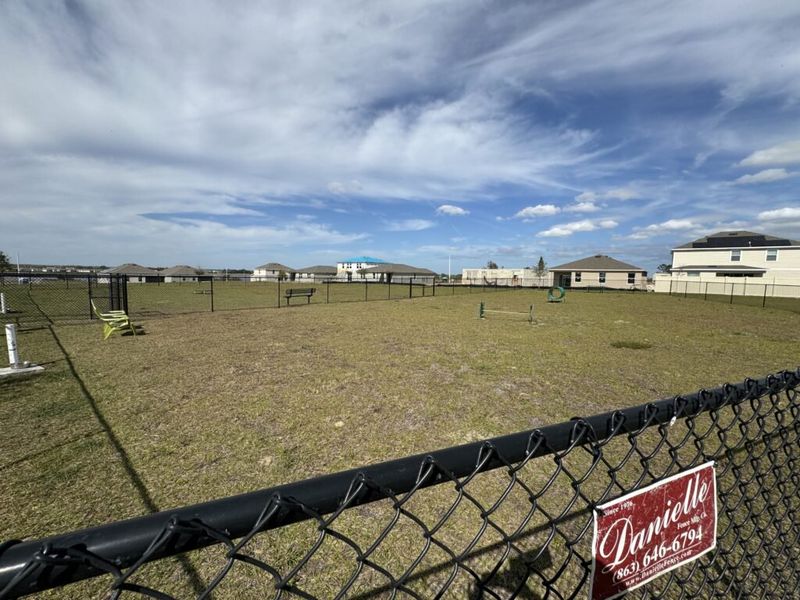 Community amenity available to residents of Eden Hills in Lake Alfred (Image 15).