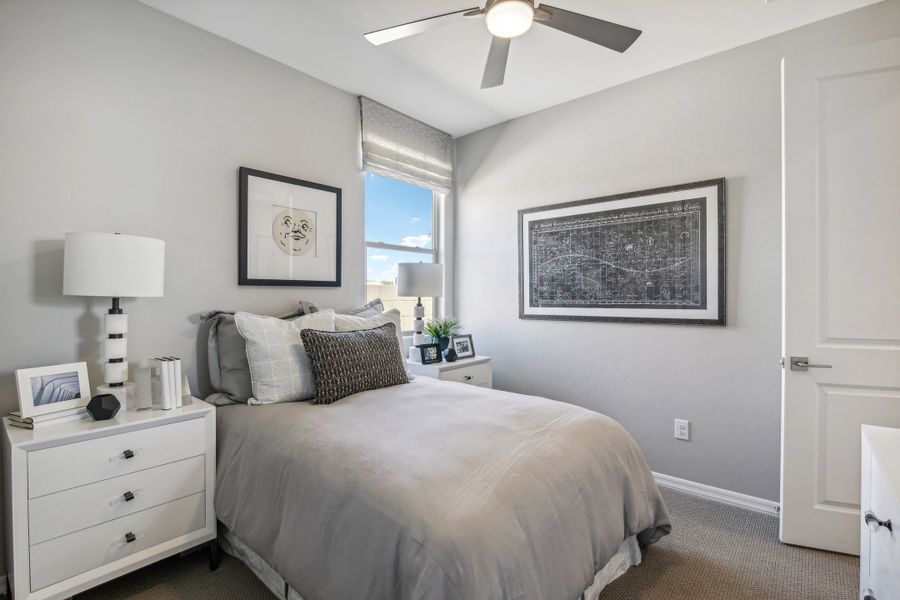 Furnished interior in a model home at Entrada La Coraza in Sahuarita (Image 15).