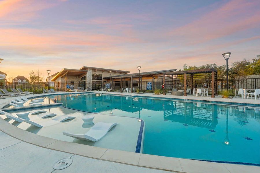 Community amenity available to residents of Wildridge in Oak Point (Image 29).