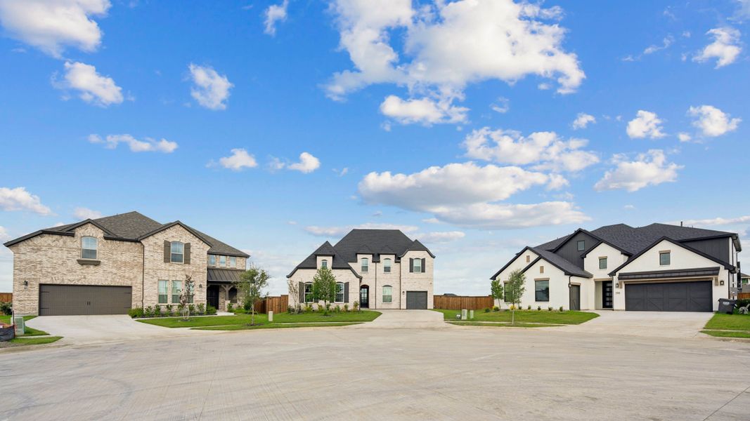 Front exterior of a home in the Ten Mile Creek community, located in Celina, TX (Image 6).