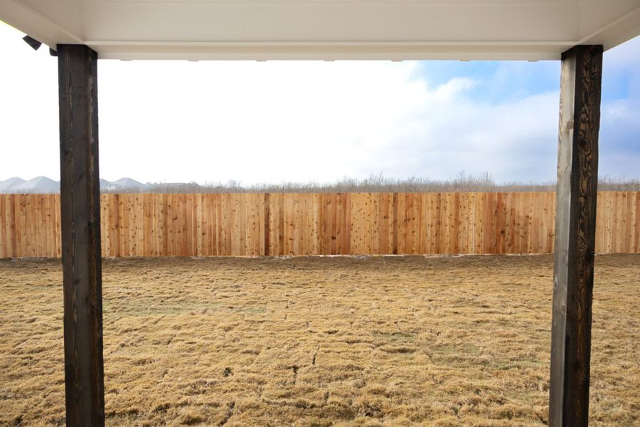 Exterior details of a home in Callan Village, San Antonio (Image 4).