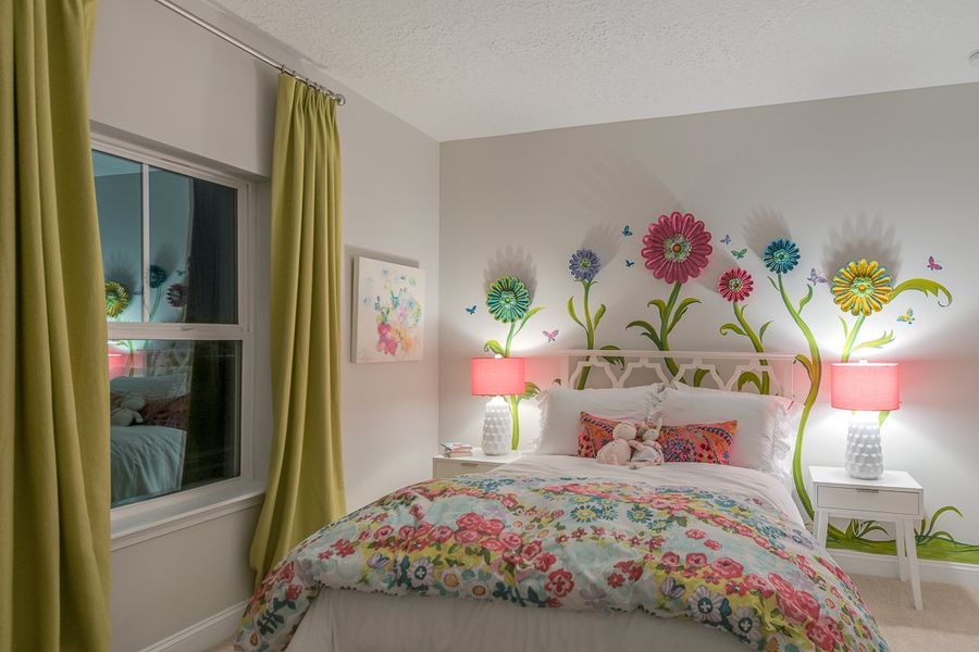 Furnished interior in a model home at Heritage Trace in Nocatee in Ponte Vedra (Image 64). Furnished interior in a model home at Heritage Trace in Nocatee in Ponte Vedra (Image 64).