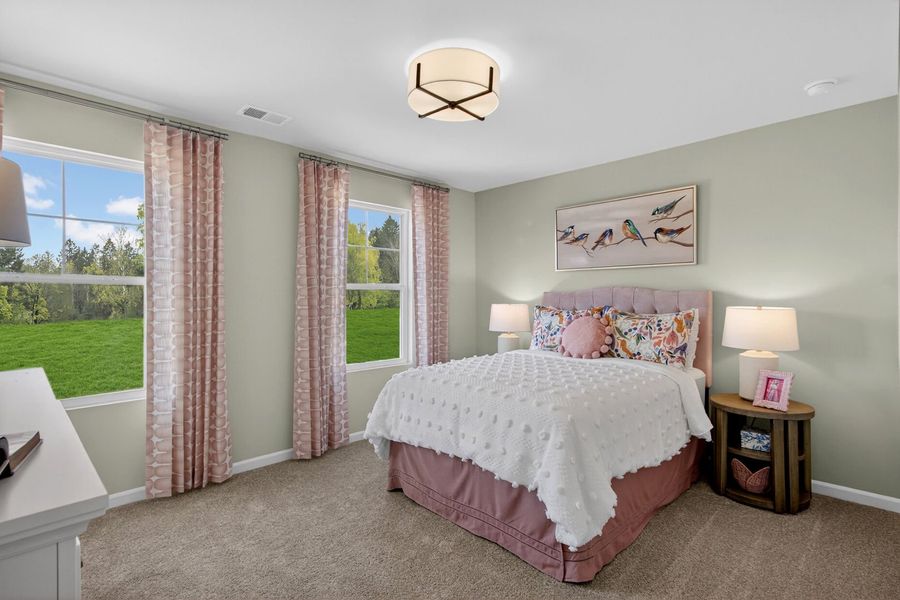 Large secondary bedrooms Large secondary bedrooms
