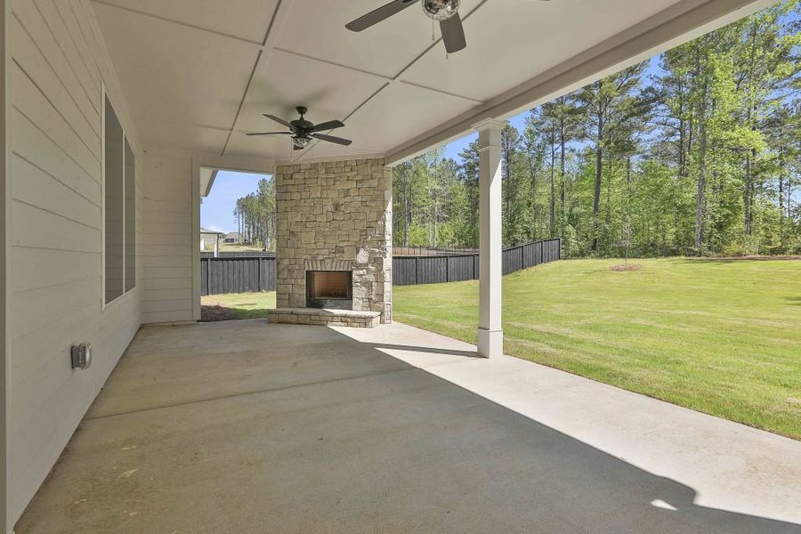 Exterior details of a home in Fox Hall Phase V, Senoia (Image 6).