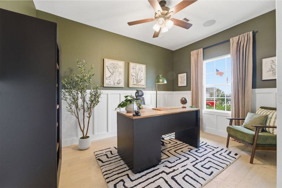 Furnished interior in a model home at Ashland in Angleton (Image 54).