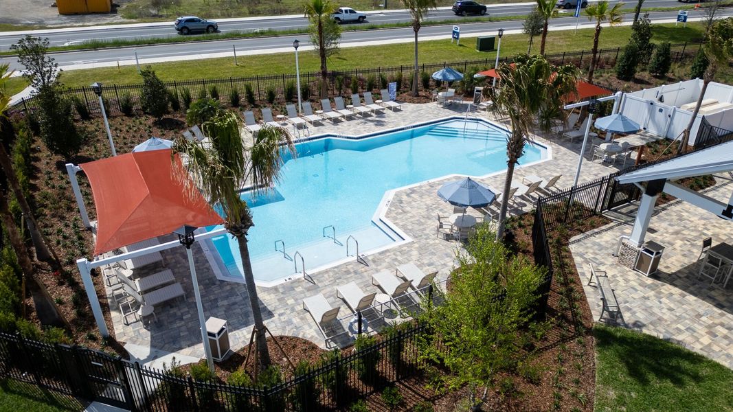 Community amenity available to residents of Sandridge Hills in Asbury Lake (Image 15).