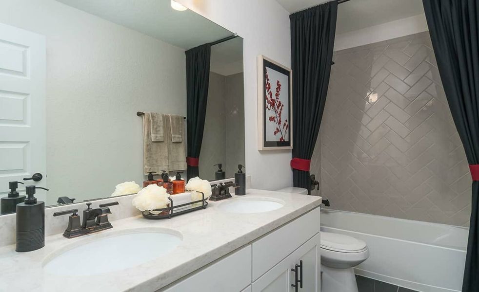 Image 13 of the Midtown at Magnolia community in Pearland, TX.