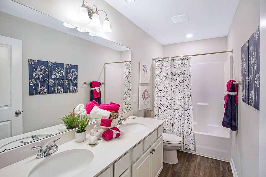 McDowell | Secondary Bathroom McDowell | Secondary Bathroom