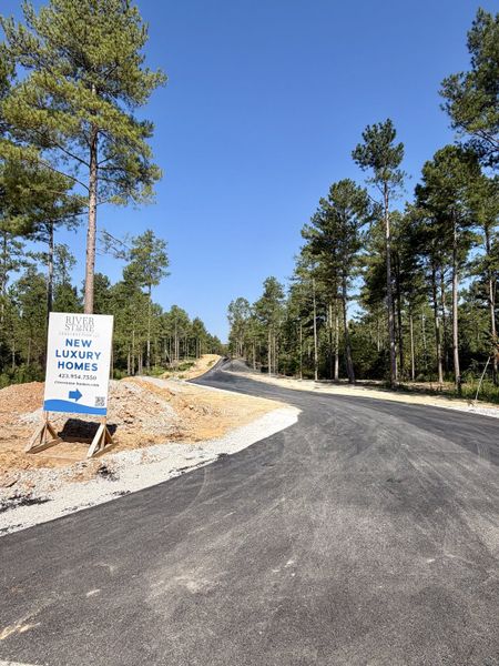 Site preparation and early development at Pine Ridge in Soddy-Daisy, TN (Image 57). Site preparation and early development at Pine Ridge in Soddy-Daisy, TN (Image 57).