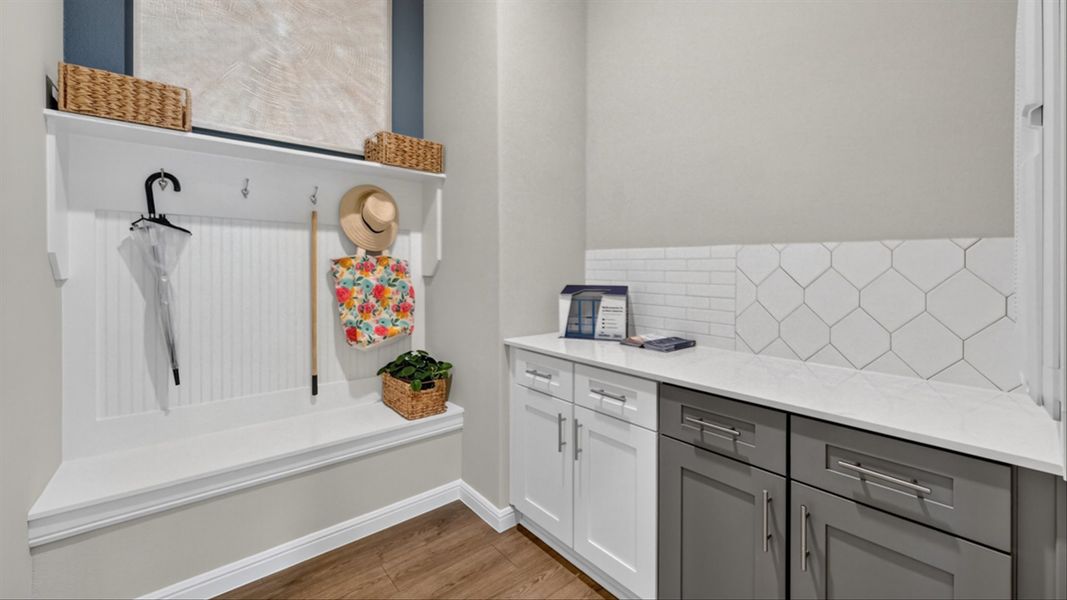 Furnished interior in a model home at Lakeview Pointe in Grand Prairie (Image 6).